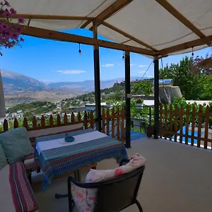 Maison d'hôtes Denis, Gjirokastër